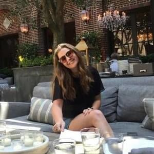 Meet your Posher, Madeline